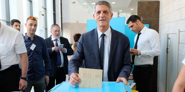 התורמים בבחירות ללשכת עורכי הדין נחשפים: ראש הלשכה אבי חימי אסף מעל 920 אלף שקל