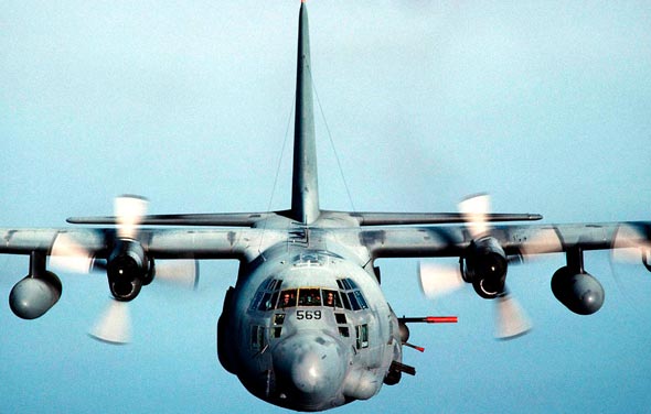 AC-130U בטיסה AC-130U בטיסה