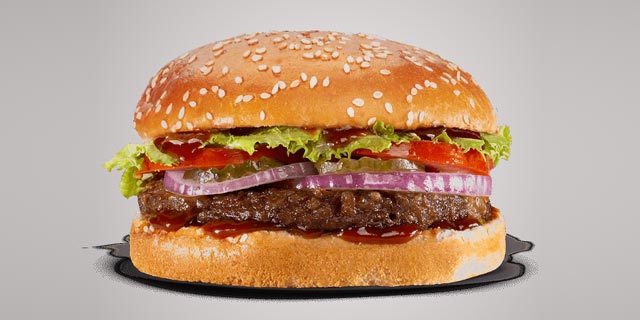 הולכת עם העדר: מקדונלד'ס תשיק מחר המבורגר טבעוני בישראל - כלכליסט