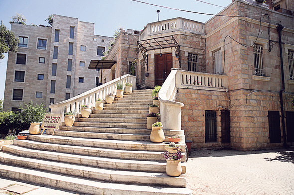 הווילה בשכונת טלביה. מבנה ערבי היסטורי הווילה בשכונת טלביה. מבנה ערבי היסטורי