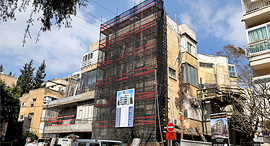 פרויקט תמ"א 38 בתל אביב זירת הנדלן, צילום: אוראל כהן פרויקט תמ"א 38 בתל אביב זירת הנדלן, צילום: אוראל כהן