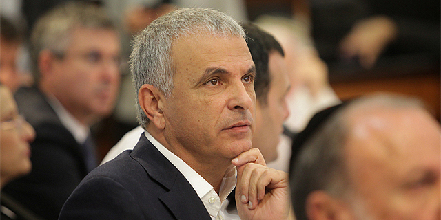 הגירעון השנתי בפועל ממשיך להיות גבוה: 3.8% בספטמבר