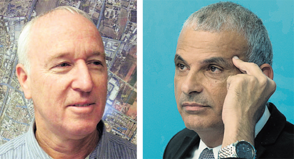 שר האוצר כחלון ויו”ר איגוד מהנדסי הערים אבנר אקרמן. “זריית חול בעיני הציבור” שר האוצר כחלון ויו”ר איגוד מהנדסי הערים אבנר אקרמן. “זריית חול בעיני הציבור”