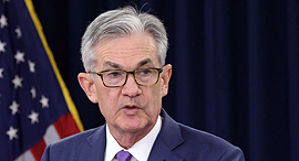  יו"ר הפד ג'רום פאוול במסיבת העיתונאים לאחר הודעת הריבית, צילום: איי אף פי