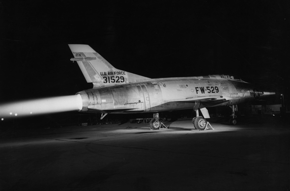 F100 סופר סייבר F100 סופר סייבר
