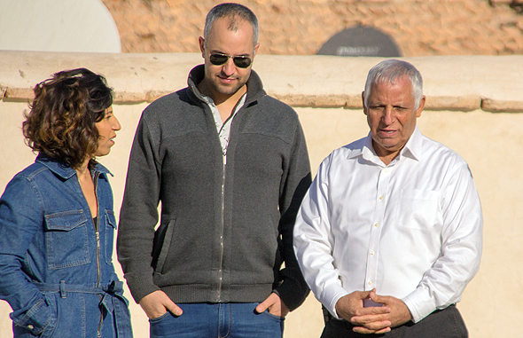 הדר לוי עם אחיה ואביה במרוקו הדר לוי עם אחיה ואביה במרוקו