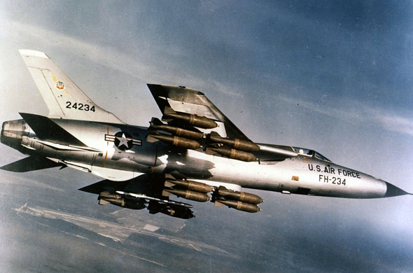 F105 של חיל האוויר האמריקאי, בגיחה בדרום מזרח אסיה F105 של חיל האוויר האמריקאי, בגיחה בדרום מזרח אסיה