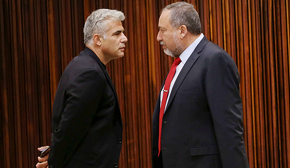 אביגדור ליברמן ויאיר לפיד אביגדור ליברמן ויאיר לפיד