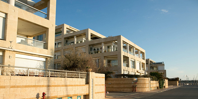 למרות איום בכתב אישום, דירות המרינה בהרצליה ריקות