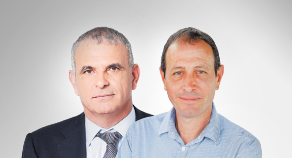 מימין: ראש עיריית עכו שמעון לנקרי ושר האוצר משה כחלון מימין: ראש עיריית עכו שמעון לנקרי ושר האוצר משה כחלון