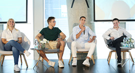 ועידת HR פאנל דור ה Z מימין ארי ליבסקר איתי מנקס רועי עדין הדר אשוח דניאלה גיגי, צילום: אוראל כהן