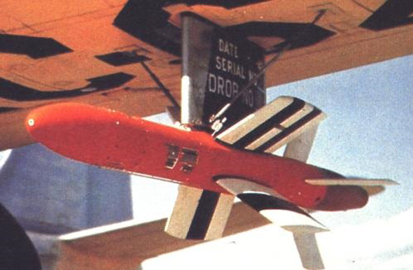 טיל ה-FireBird האמריקאי מ-1947, דגם מונחה תיל שנשען על ה-X4 הגרמני טיל ה-FireBird האמריקאי מ-1947, דגם מונחה תיל שנשען על ה-X4 הגרמני