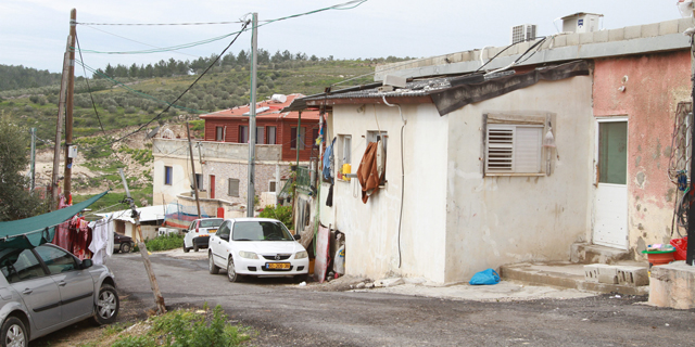 חוק קמיניץ לא יבוטל, אבל המדינה תקפיא את הקנסות נגד בתים לא חוקיים למגורים במגזר הערבי