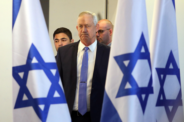 בני גנץ ממסיבת העיתונאים מחזיר את המנדט לנשיא, צילום: אי פי איי