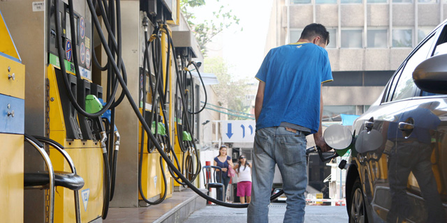 מחרתיים בחצות הדלק יוזל ב-2 אג' לליטר