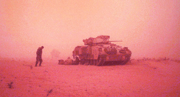 צילום של מור של כוחות אמריקאיים בעיראק, 2003. “אני לא צלם מלחמות"
