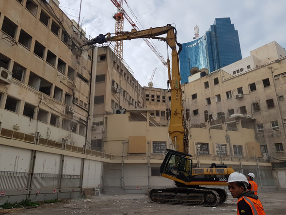 הריסת בית מעריב הריסת בית מעריב