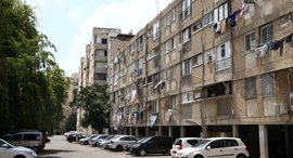 בנייני רכבת בחולון זירת הנדלן, צילום: אוראל כהן בנייני רכבת בחולון זירת הנדלן, צילום: אוראל כהן