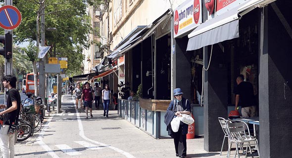 רחוב אבן גבירול בת"א. נדרש להפקיע תת־קרקע לטובת הרכבת הקלה רחוב אבן גבירול בת"א. נדרש להפקיע תת־קרקע לטובת הרכבת הקלה