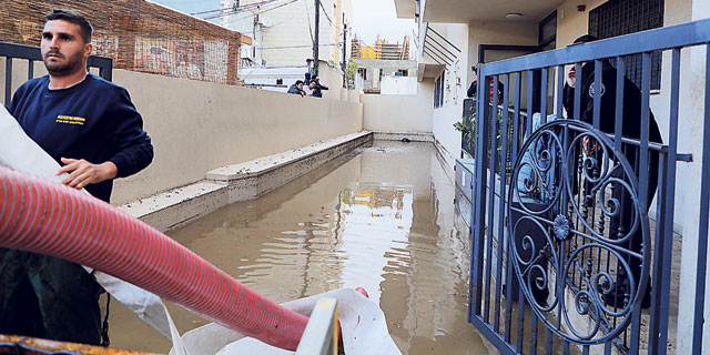 "הפיקוד הבכיר ברשות הכבאות לא נערך למרות התרעה שצפוי גשם כבד"