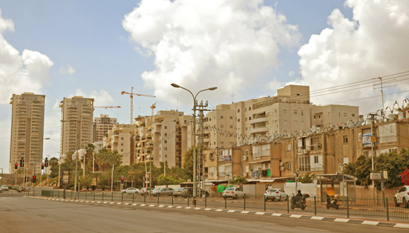 פתח תקוה זירת הנדלן, צילום: אוראל כהן פתח תקוה זירת הנדלן, צילום: אוראל כהן