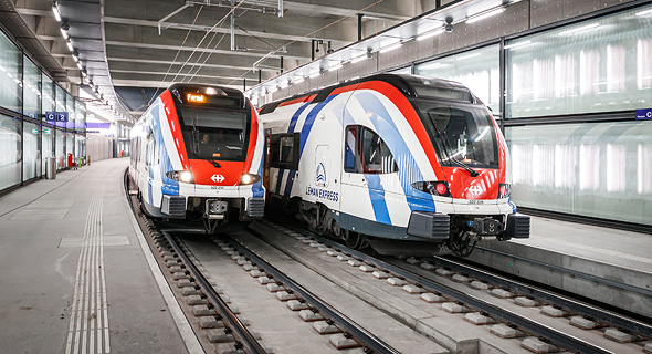 רכבת של SBB. החברה הוקמה ב-1902 רכבת של SBB. החברה הוקמה ב-1902