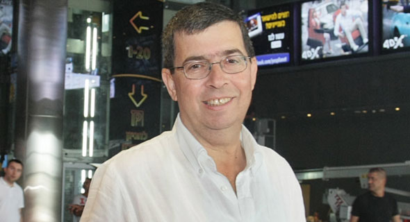 מוקי גרידינגר בעל השליטה בפורום פילם מוקי גרידינגר בעל השליטה בפורום פילם
