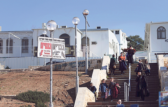 קראוונים שמשמשים למוסדות דת. חריגות שמפריעות למרחב הציבורי יסולקו קראוונים שמשמשים למוסדות דת. חריגות שמפריעות למרחב הציבורי יסולקו