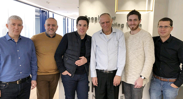 בכירים ב שניידר אלקטריק וגרוב ונצ'רס בכירים ב שניידר אלקטריק וגרוב ונצ'רס