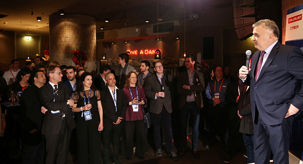 שגריר ישראל ג'רמי יששכרוף פותח את הוועידה, צילום: אוראל כהן