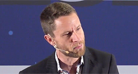 ועידת ברלין 2020 ריצ'ארד בראונינג מייסד וטייס הניסוי הראשי של Gravity Industries, צילום: תומי הרפז