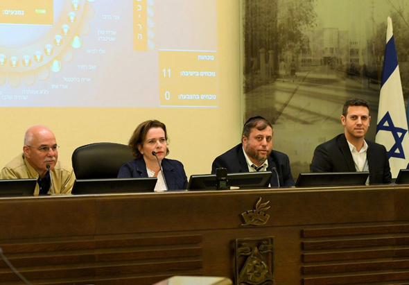 ישיבת הוועדה המקומית לתכנון ובנייה בחיפה. "מדיניות שתיצור ודאות" ישיבת הוועדה המקומית לתכנון ובנייה בחיפה. "מדיניות שתיצור ודאות"