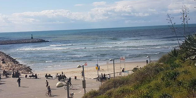 רבים יצאו למרות ההגבלות; משרד הבריאות מזהיר: נחמיר את הצעדים