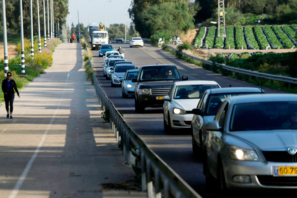 מכוניות. התשלום האחרון גבוה בהרבה מהראשון מכוניות. התשלום האחרון גבוה בהרבה מהראשון