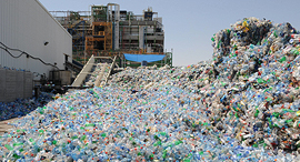 מיחזור בקבוקים, צילום: ישראל יוסף