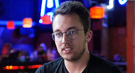 חנן רוזנצוויט בר הקולג' חיפה, צילום: דור מנואל