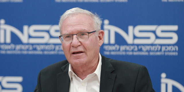 המתווה של המכון למחקרי ביטחון לאומי: "מעבר למצב של חיים בנוכחות הקורונה בישראל"