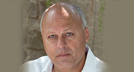 רוני מזרחי נשיא לשכת הקבלנים ובעלי קבוצת מזרחי ובניו זירת הנדלן, צילום: עזרא לוי רוני מזרחי נשיא לשכת הקבלנים ובעלי קבוצת מזרחי ובניו זירת הנדלן, צילום: עזרא לוי