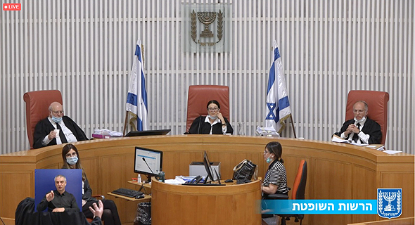 שופטי בג"ץ עם מסיכות, בדיון היום שופטי בג"ץ עם מסיכות, בדיון היום