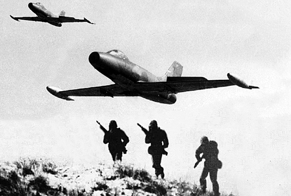 מטוסי אורגאן (אילוסטרציה) מטוסי אורגאן (אילוסטרציה)