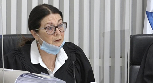 השופטת חיות השופטת חיות
