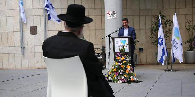 ליצמן: "אולי פעלנו חזק מדי"; בר סימן טוב: "יכול להגיע גל שני"