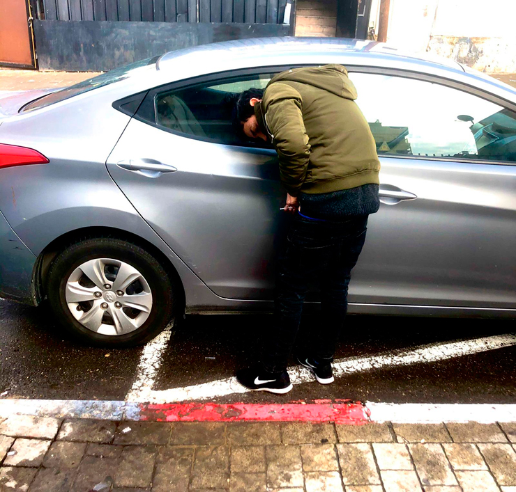 החלשים ביותר בחברה משוסים בחלשים עוד יותר החלשים ביותר בחברה משוסים בחלשים עוד יותר