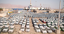 כלי רכב חדשים ב נמל אילת מכוניות מכונית, צילום: יוסי דוס סנטוס