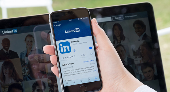 LinkedIn&#39;s mobile app. Photo: Shutterstock