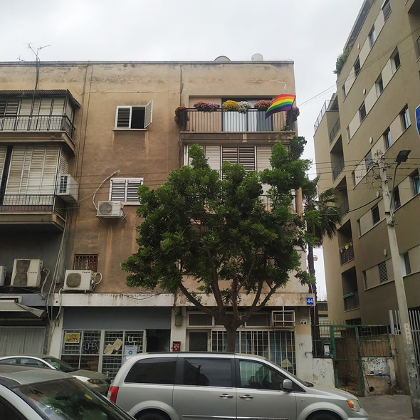 רחוב י.ל פרץ בנווה שאנן: מרכז עולה של גברים הומואים והדרת נשים מהמרחב הציבורי רחוב י.ל פרץ בנווה שאנן: מרכז עולה של גברים הומואים והדרת נשים מהמרחב הציבורי