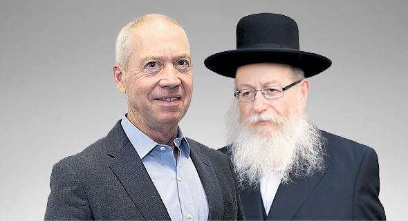 מימין: יעקב ליצמן ויואב גלנט. אחד מתכנן, שני מבטל מימין: יעקב ליצמן ויואב גלנט. אחד מתכנן, שני מבטל