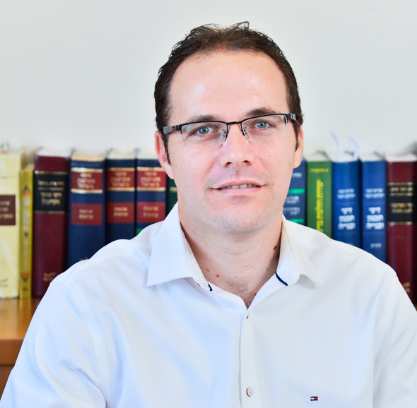 עו"ד (רו"ח) יפתח שמחוני עו"ד (רו"ח) יפתח שמחוני