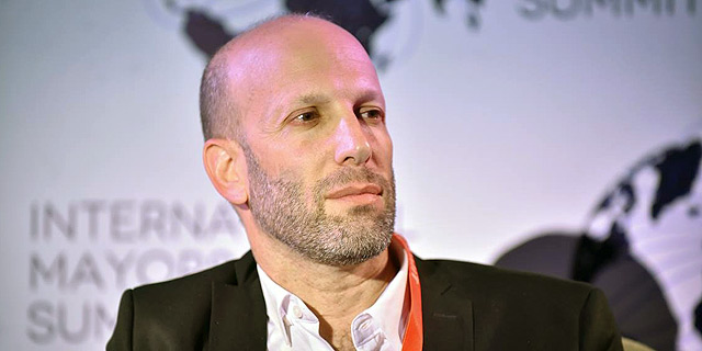סיבים אופטיים הם מוצר בסיס עירוני