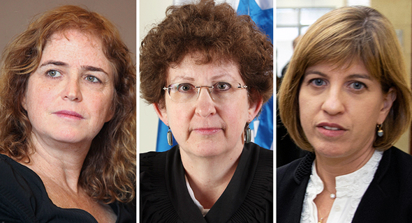 מימין: עו"ד מיכל רוזן־עוזר, השופטת רבקה פלדמן־פרידמן והתובעת ליאת בן־ארי. "פתחו את היומנים" מימין: עו"ד מיכל רוזן־עוזר, השופטת רבקה פלדמן־פרידמן והתובעת ליאת בן־ארי. "פתחו את היומנים"